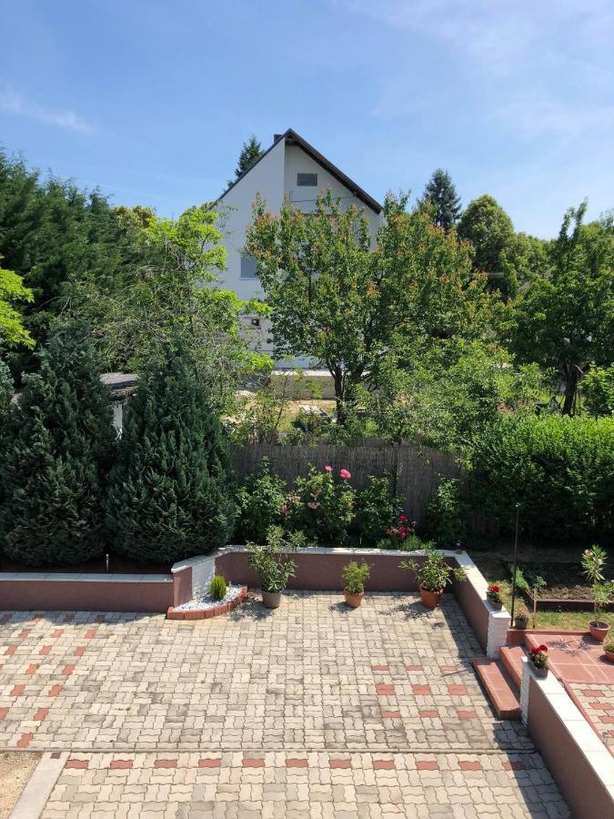 Major Csalad Apartman Heviz Exterior photo