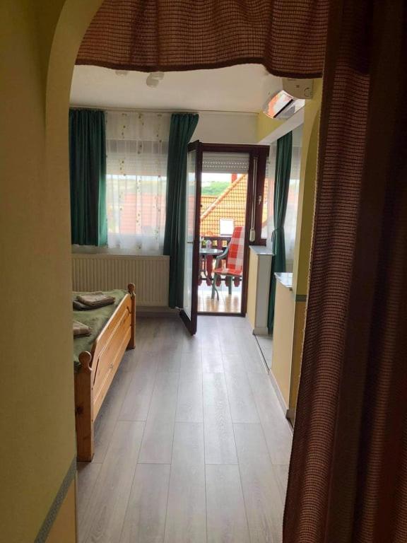Major Csalad Apartman Heviz Exterior photo